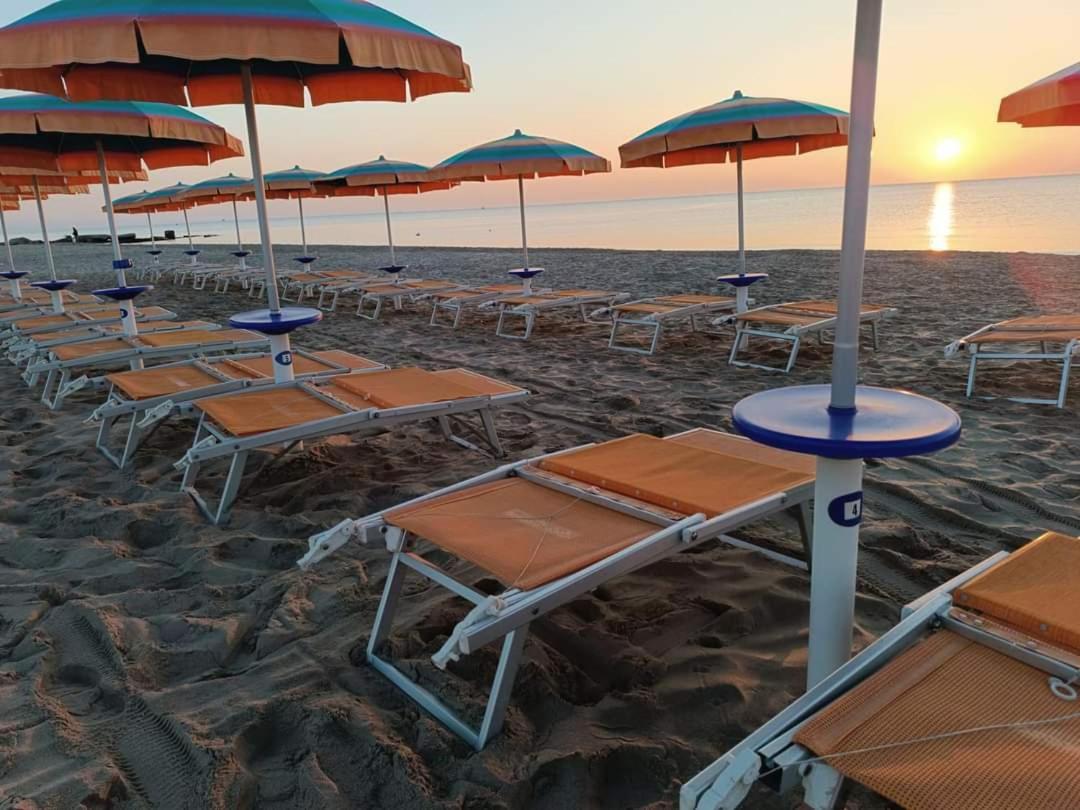 Lido Venere Affittacamere Metaponto Buitenkant foto